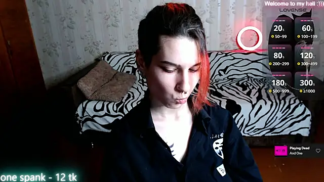 Snapshot of Miya_Wey_ chatting on 01/27/25, 03:28 Miya Wey  online show from 01/27/25, 03:28