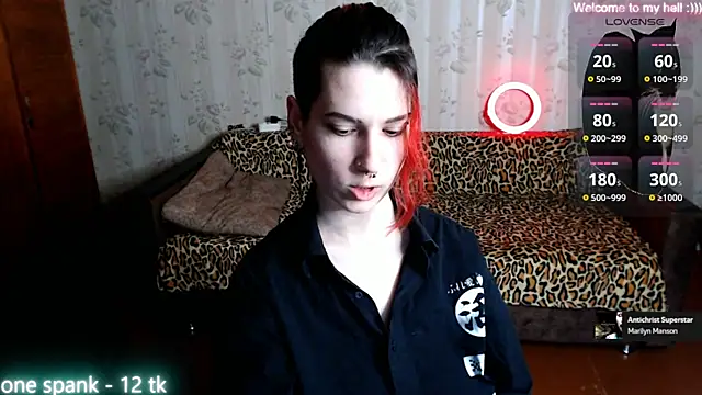 Snapshot of Miya_Wey_ chatting on 03/02/25, 03:05 Miya Wey  online show from 03/02/25, 03:05