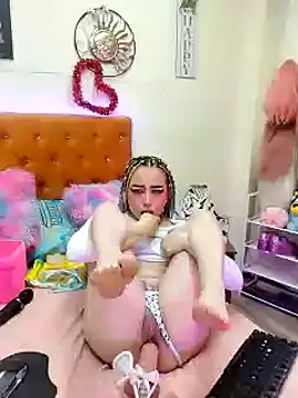 Yennastone online show from 12/08/24, 05:55