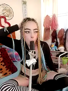 Yennastone online show from 12/26/24, 06:33