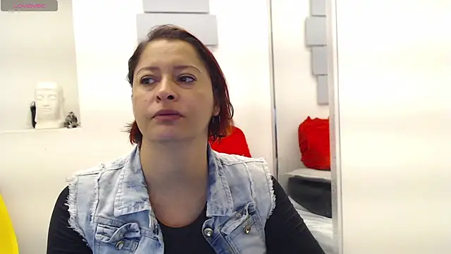 eva twiss online show from 11/10/25, 12:04