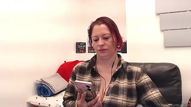 eva twiss online show from 06/16/26, 01:03