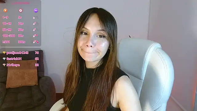 Snapshot of missdaphnee_ chatting on 10/22/25, 11:59 missdaphnee online show from 10/22/25, 11:59