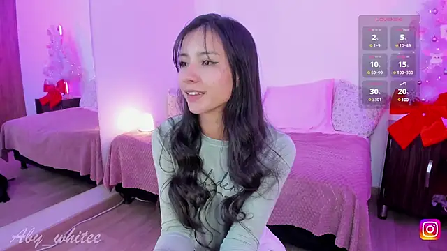 AbyWhitee online show from 01/10/25, 06:53