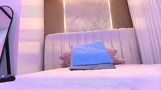 kata hazel online show from 11/21/25, 07:23