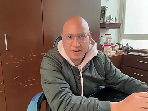 alanan881 online show from 11/07/25, 06:08