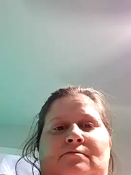 Snapshot of staceysmomfow chatting on 01/20/25, 01:39 staceysmomfow online show from 01/20/25, 01:39