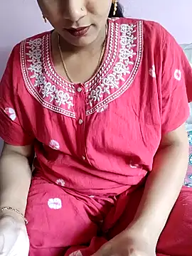 Snapshot of samitasharma chatting on 01/04/25, 04:44 samitasharma online show from 01/04/25, 04:44
