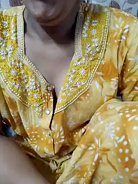Snapshot of samitasharma chatting on 01/31/25, 02:04 samitasharma online show from 01/31/25, 02:04