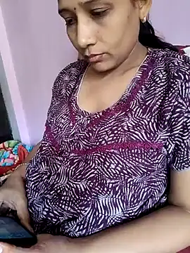 Snapshot of samitasharma chatting on 02/09/25, 07:16 samitasharma online show from 02/09/25, 07:16