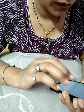 Snapshot of samitasharma chatting on 02/28/25, 03:26 samitasharma online show from 02/28/25, 03:26