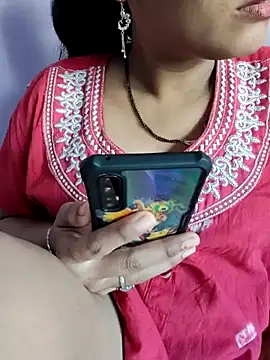 Snapshot of samitasharma chatting on 03/02/25, 11:07 samitasharma online show from 03/02/25, 11:07