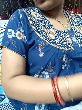 Snapshot of samitasharma chatting on 10/19/25, 03:34 samitasharma online show from 10/19/25, 03:34