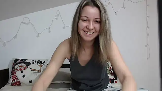 SweetMaddy888 online show from 12/14/24, 04:01