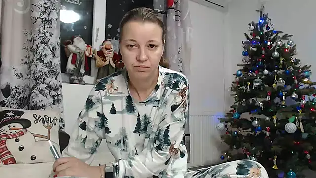 SweetMaddy888 online show from 01/02/25, 04:09