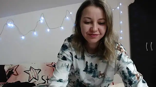 SweetMaddy888 online show from 01/04/25, 04:12