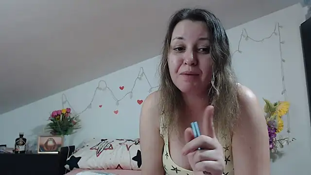 SweetMaddy888 online show from 02/11/26, 06:13