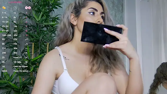 CelineMeyerr online show from 03/07/25, 06:24