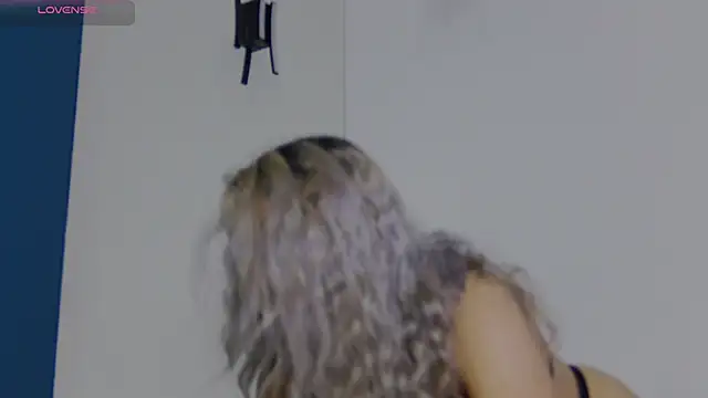 CelineMeyerr online show from 09/24/25, 05:22