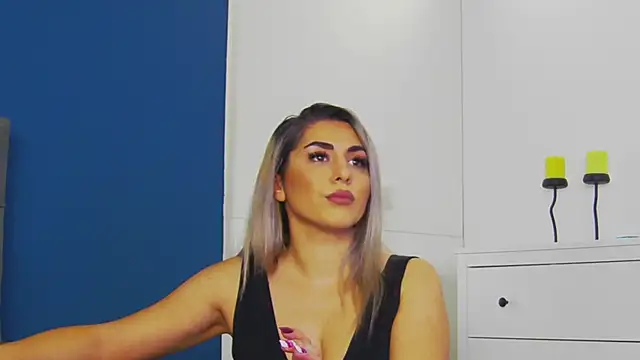 CelineMeyerr online show from 10/23/25, 05:18