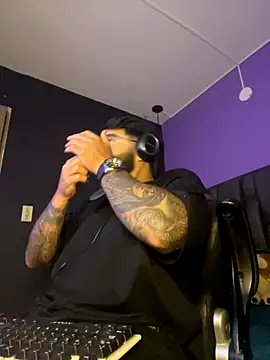 Lyon vach online show from 10/08/25, 11:24