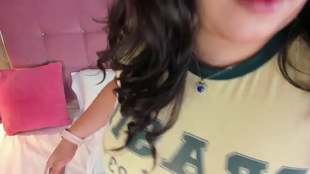 ArticaBelle online show from 10/12/25, 04:44