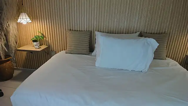 ArticaBelle online show from 03/15/26, 04:18