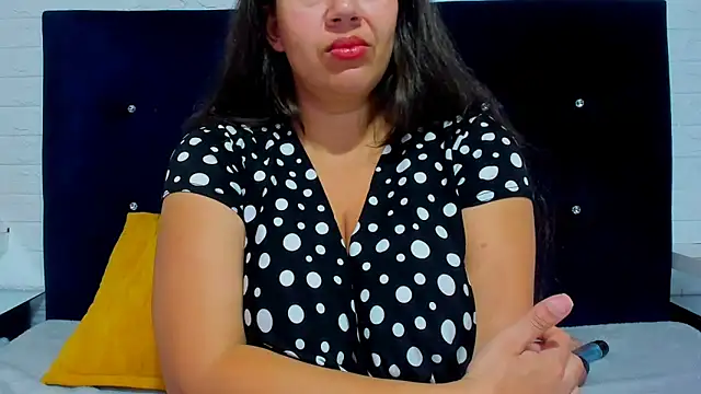 Catherine tabarezx online show from 02/16/25, 11:49