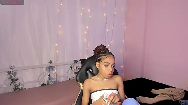 Snapshot of Abigail_Wilson_ chatting on 01/11/25, 08:54 Abigail Wilson online show from 01/11/25, 08:54