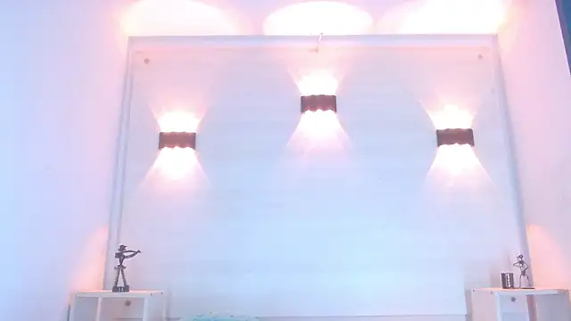 Snapshot of Molly_Spears chatting on 02/08/25, 03:42 Molly Spears online show from 02/08/25, 03:42