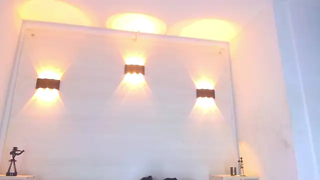 Snapshot of Molly_Spears chatting on 02/10/25, 03:32 Molly Spears online show from 02/10/25, 03:32