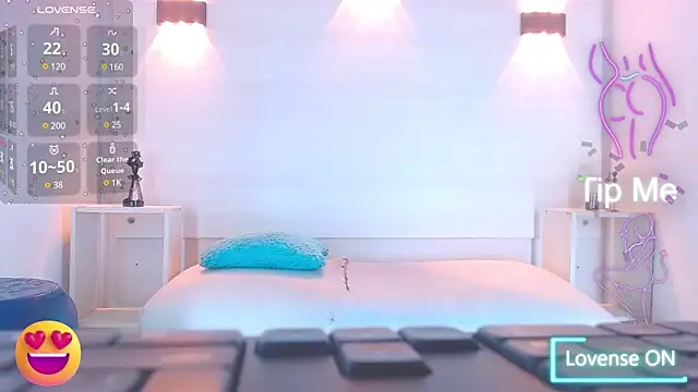 Snapshot of Molly_Spears chatting on 02/21/25, 12:06 Molly Spears online show from 02/21/25, 12:06