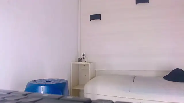 Snapshot of Molly_Spears chatting on 03/15/25, 11:51 Molly Spears online show from 03/15/25, 11:51