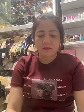 Snapshot of Cesywet chatting on 02/19/25, 06:55 Cesywet online show from 02/19/25, 06:55