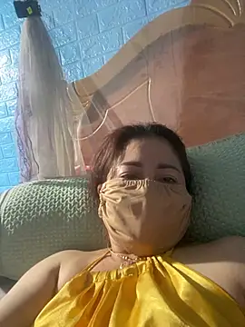 Snapshot of Cesywet chatting on 02/27/25, 03:59 Cesywet online show from 02/27/25, 03:59