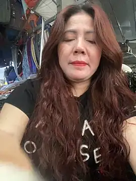 Snapshot of Cesywet chatting on 03/09/25, 03:22 Cesywet online show from 03/09/25, 03:22