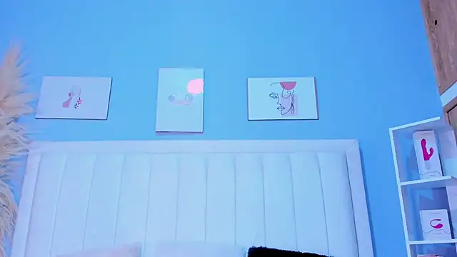 Paula-Brown1 online show from 02/24/25, 07:41