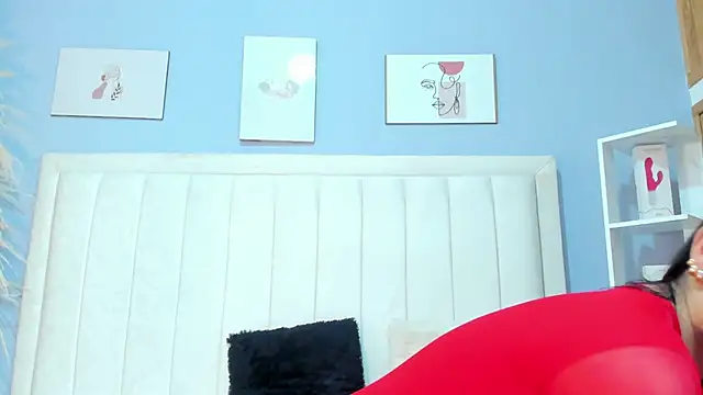 Paula-Brown1 online show from 03/01/25, 07:26