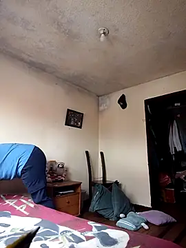 CORALINE GREYM online show from 10/04/25, 02:59