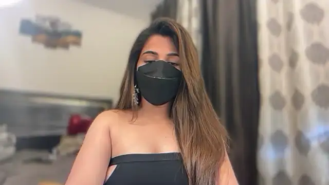 Hotty-Sana online show from 04/26/26, 05:32