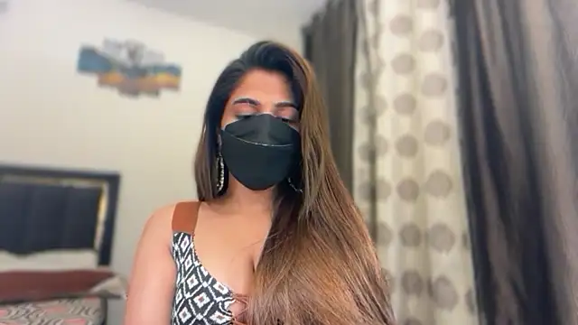 Hotty-Sana online show from 04/30/26, 05:08