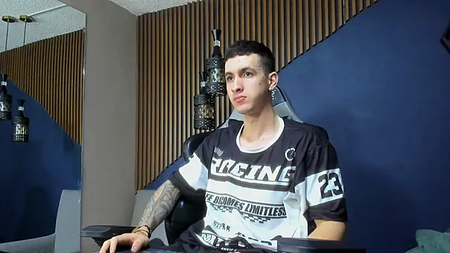 JacksonOlsenn online show from 02/09/25, 12:08