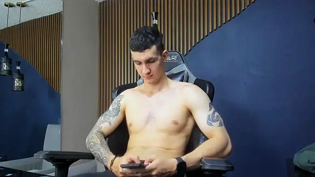 JacksonOlsenn online show from 02/09/25, 03:23