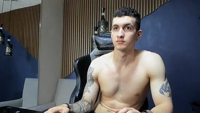 JacksonOlsenn online show from 02/12/25, 03:16