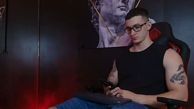 JacksonOlsenn online show from 10/17/25, 08:55