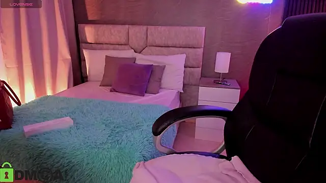 Snapshot of Cristal__adams chatting on 01/19/26, 11:36 Cristal adams online show from 01/19/26, 11:36