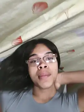 evelyn wine online show from 11/26/25, 12:39