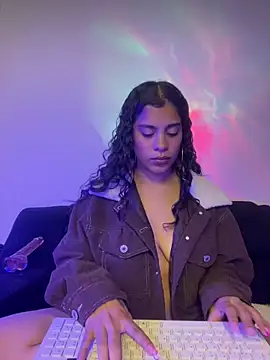 NINA 18 YEARS online show from 12/06/24, 11:25