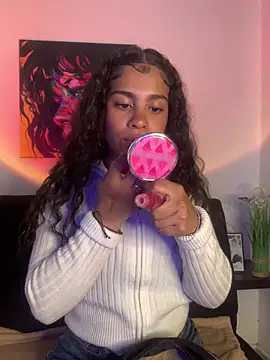 NINA 18 YEARS online show from 01/07/25, 08:10