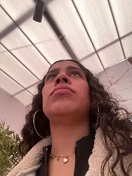 NINA 18 YEARS online show from 10/22/25, 06:51